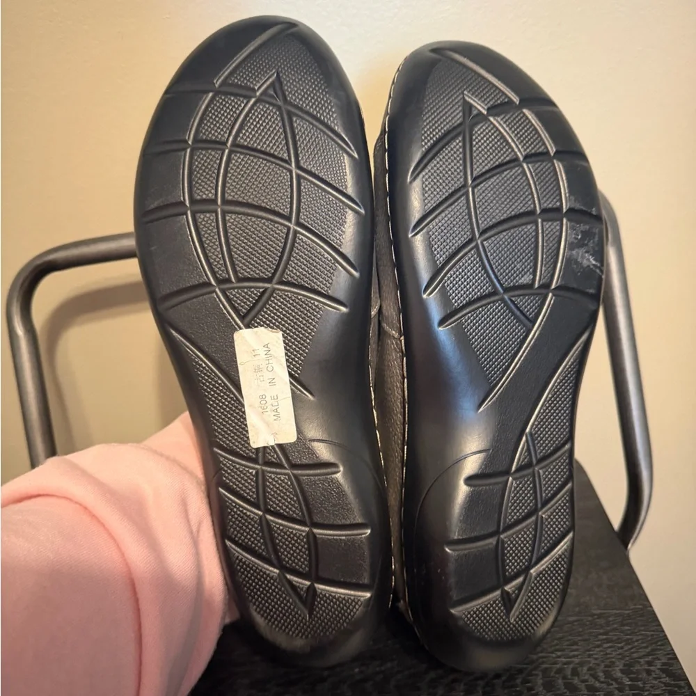 Geoleleph Women’s Size 11 Pewter Leather Comfort Slip-On Shoes Orthopedic